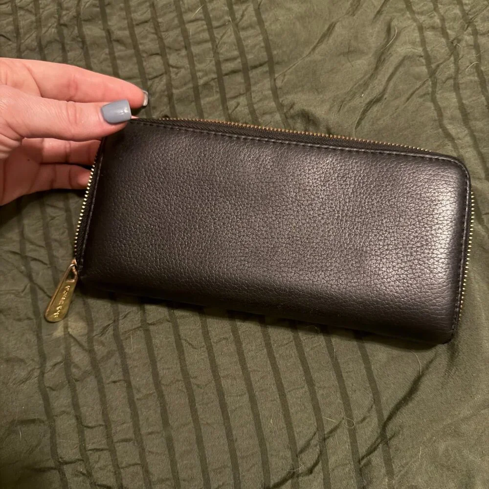 SOLDMichael Kors Jet Set Continental Pebbled Leather Zip-Around Full-size Wallet - Picture 5 of 7